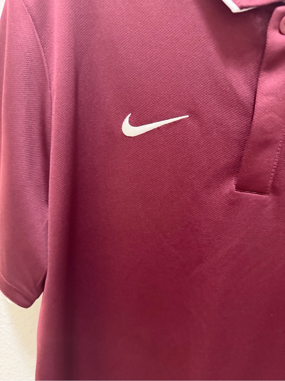 Nike Dri-FIT Men’s Polo Shirt Burgundy White Size M NWT UPF 40+